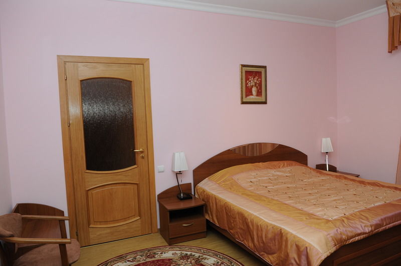 Majami Hotel Kišiněv Exteriér fotografie